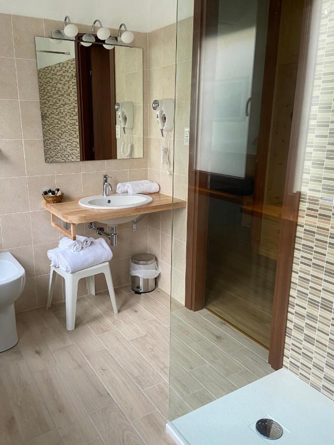Grand Hotel Ala Di Stura Dış mekan fotoğraf