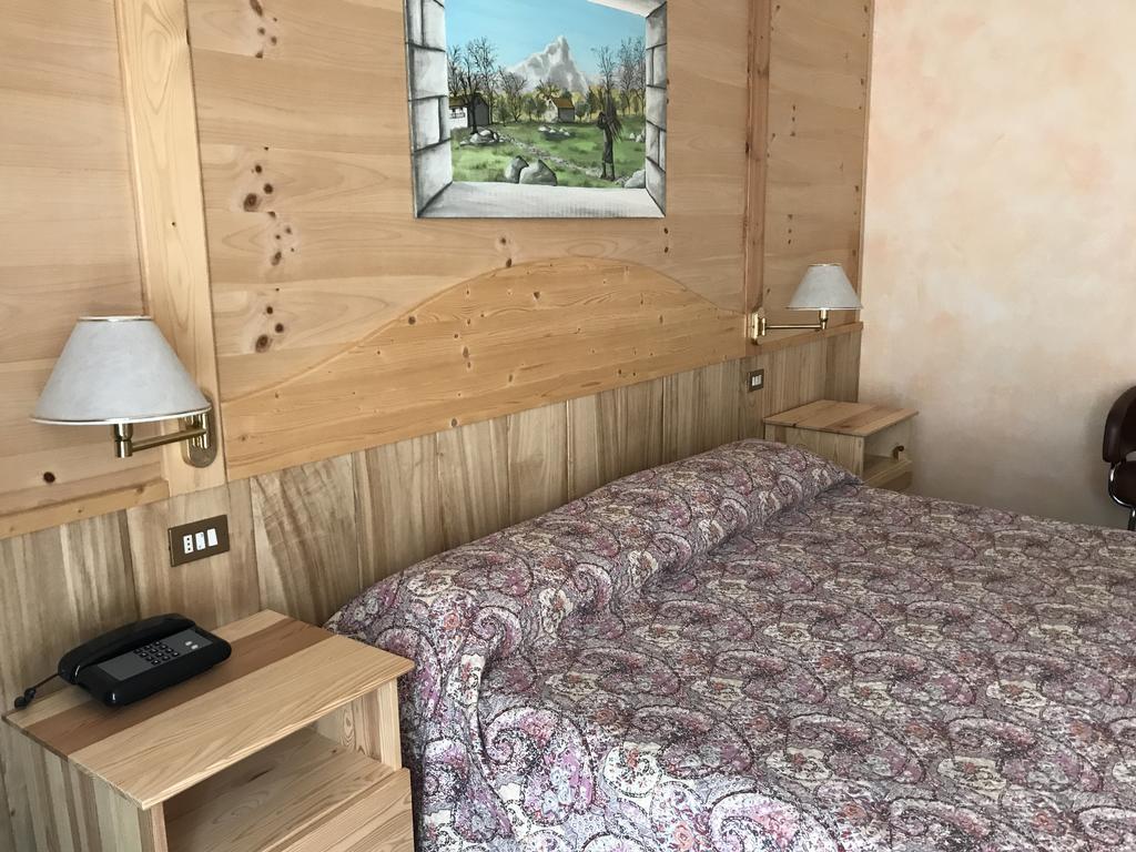 Grand Hotel Ala Di Stura Dış mekan fotoğraf